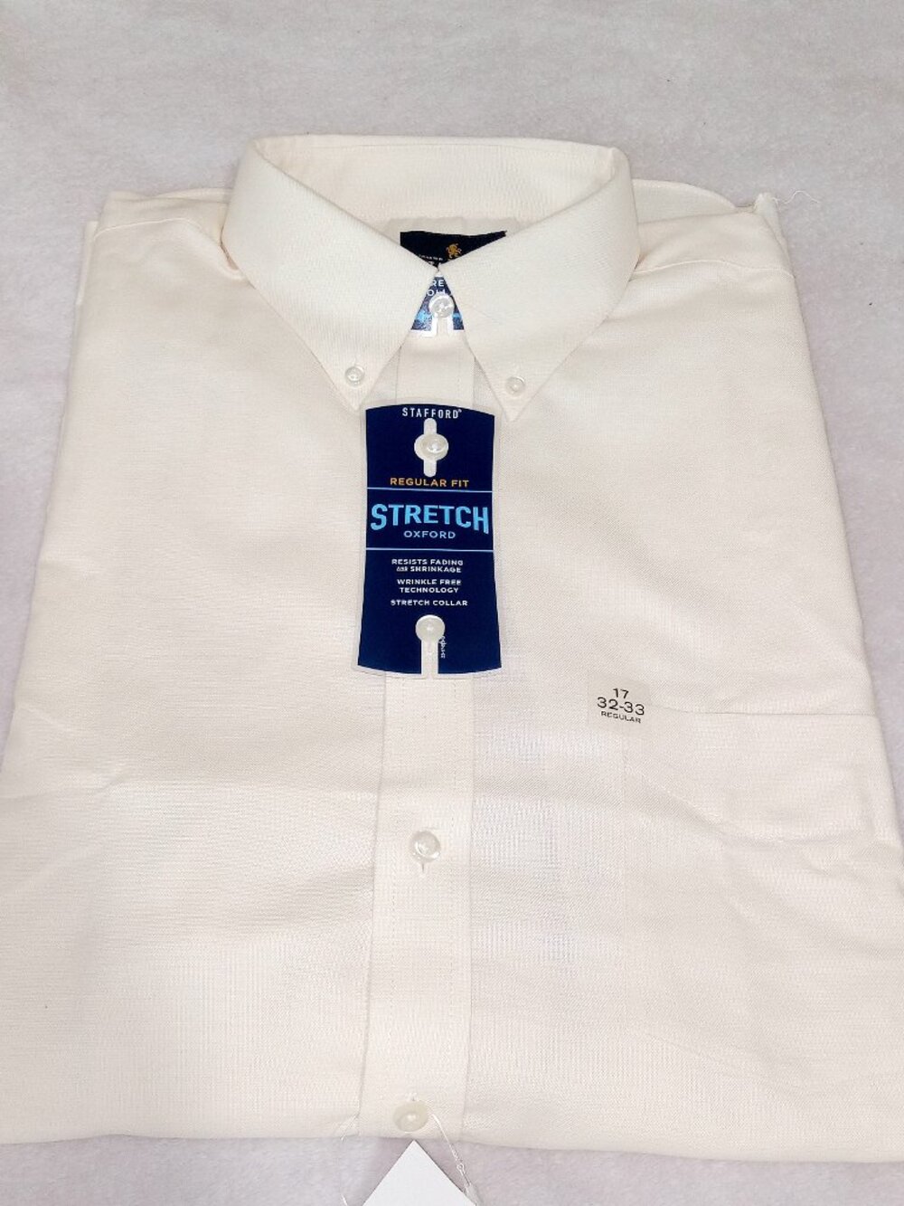 Stafford Travel Wrinkle Free Oxford Mens Shirt 17 32/33 Cream NWT Stretch